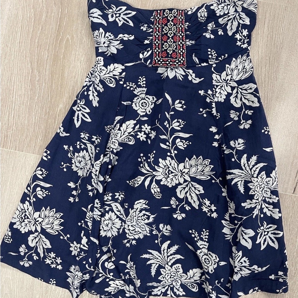 Abercrombie & Fitch Blue and White Floral Dress